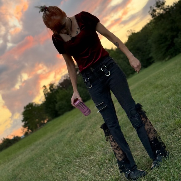 Meet your Posher, Kiara - Picture 3 of 4